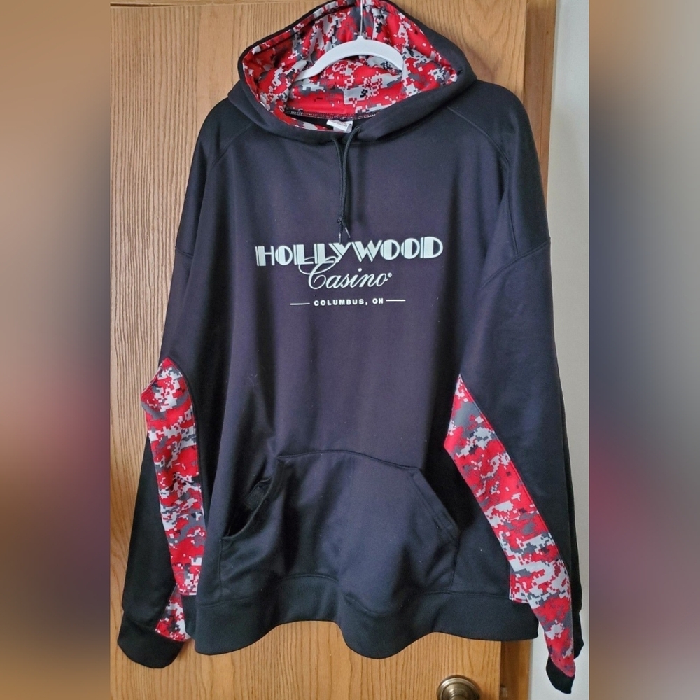 Camo Black/Grey/Red Blend Hoodie Hollywood Casino Logo 3XL